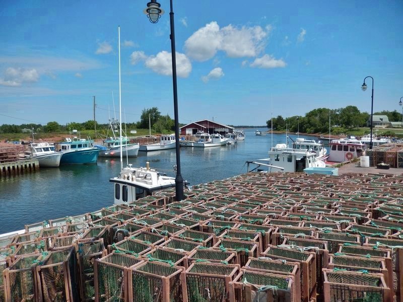 Murray Harbour & Lobster Traps<br>(<i>view north from marker</i>). Click for full size. Murray Harbour & Lobster Traps<br>(<i>view north from marker</i>) image. Click for full size.