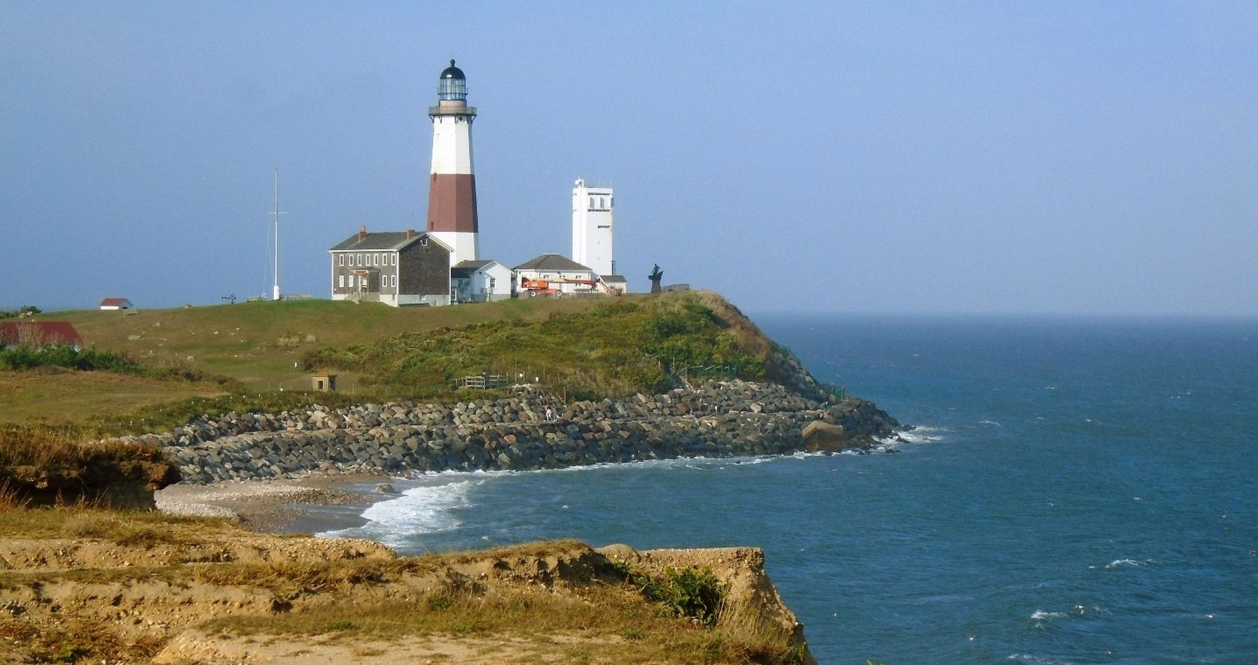 Montauk Point Lighthouse. Click for full size. Montauk Point Lighthouse image. Click for full size.