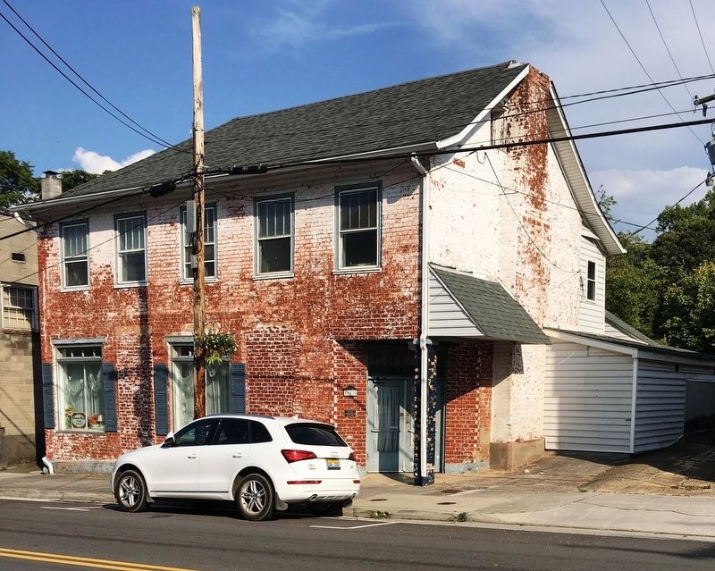 Kemble Building image. Click for full size.