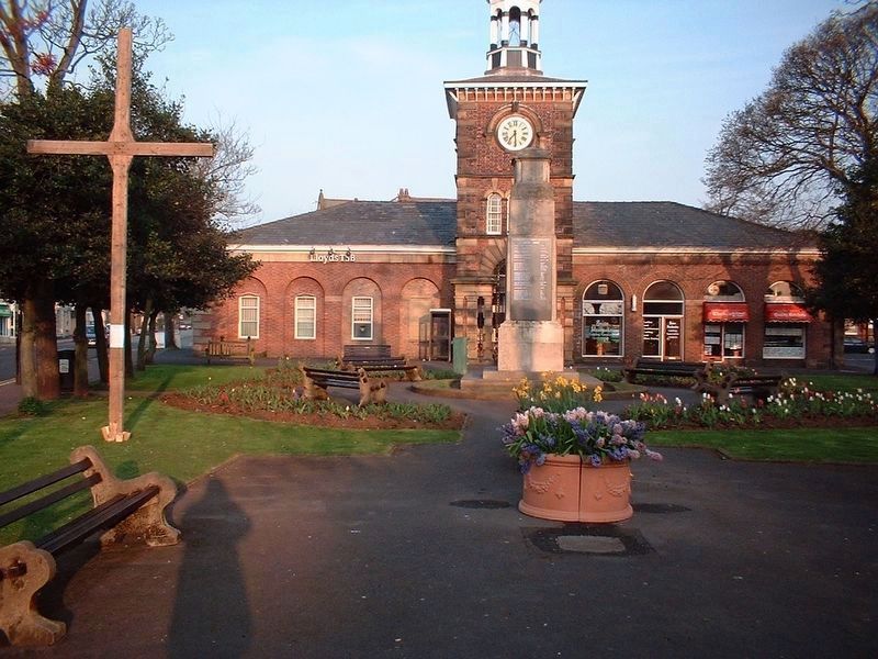 A Cenotaph and War Memorial in Lytham, Lancashire, England image. Click for full size.