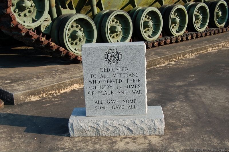 Elton Veterans Memorial image. Click for full size.