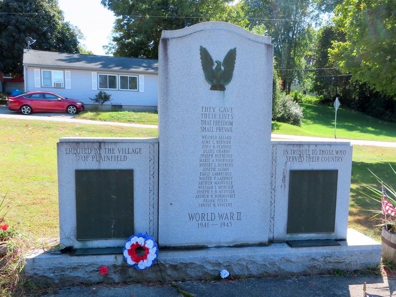 Plainfield World War II Monument image. Click for full size.