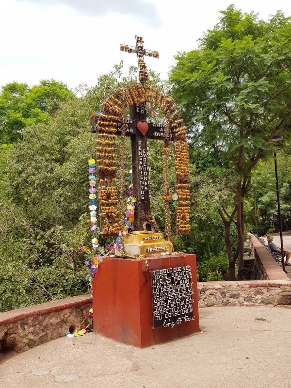A cross found in Benito Juárez Park. Click for full size. A cross found in Benito Juárez Park image. Click for full size.