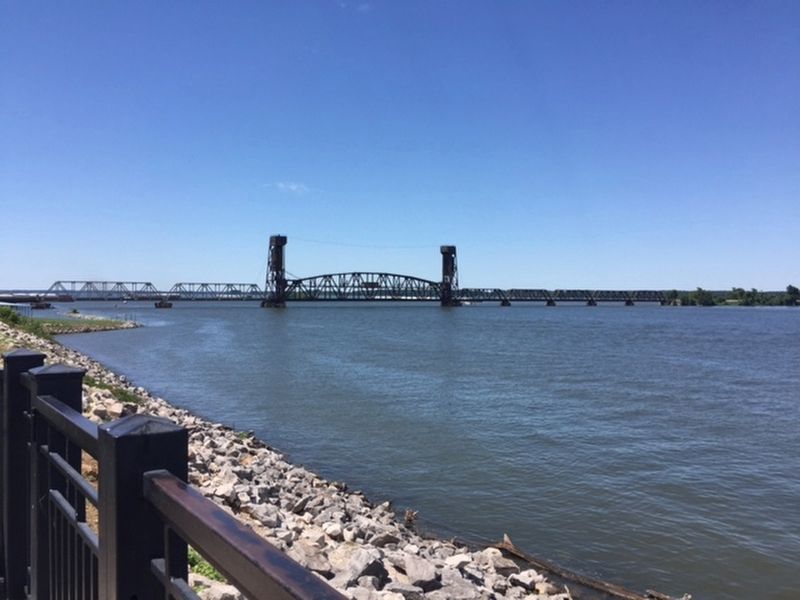 Tennessee River at Decatur Landing image. Click for full size.