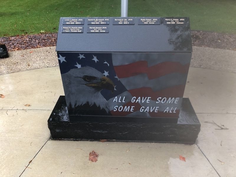 Trimont, Minnesota Veterans Memorial image. Click for full size.