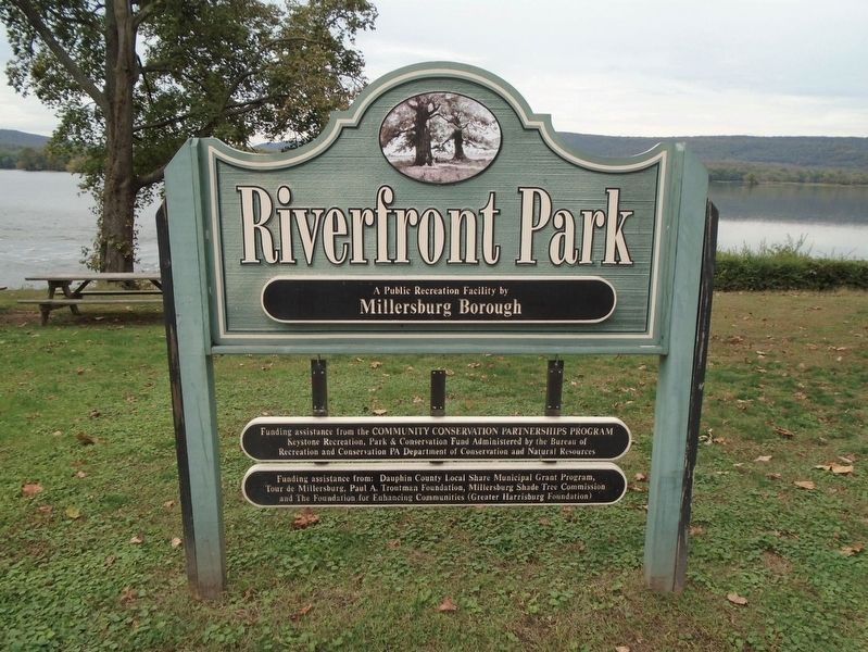 Riverfront Park. Click for full size. Riverfront Park image. Click for full size.