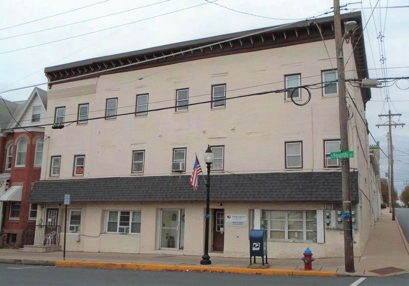 4th & Pine ca .1800's - Former Union Roller Mills Building. Click for full size. 4th & Pine ca .1800's - Former Union Roller Mills Building image. Click for full size.