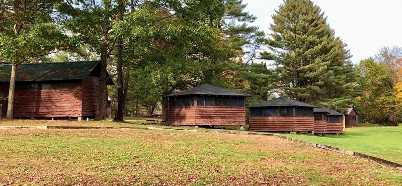 Camp Farnsworth Cabins image. Click for full size.