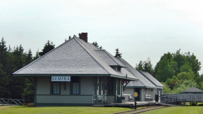 Elmira Railway Museum / Muse ferroviaire dElmira<br>(<i>east side</i>) image. Click for full size.