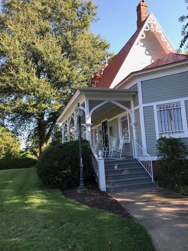 Phillips Cottage at Elmwood Cemetery. Click for full size. Phillips Cottage at Elmwood Cemetery image. Click for full size.