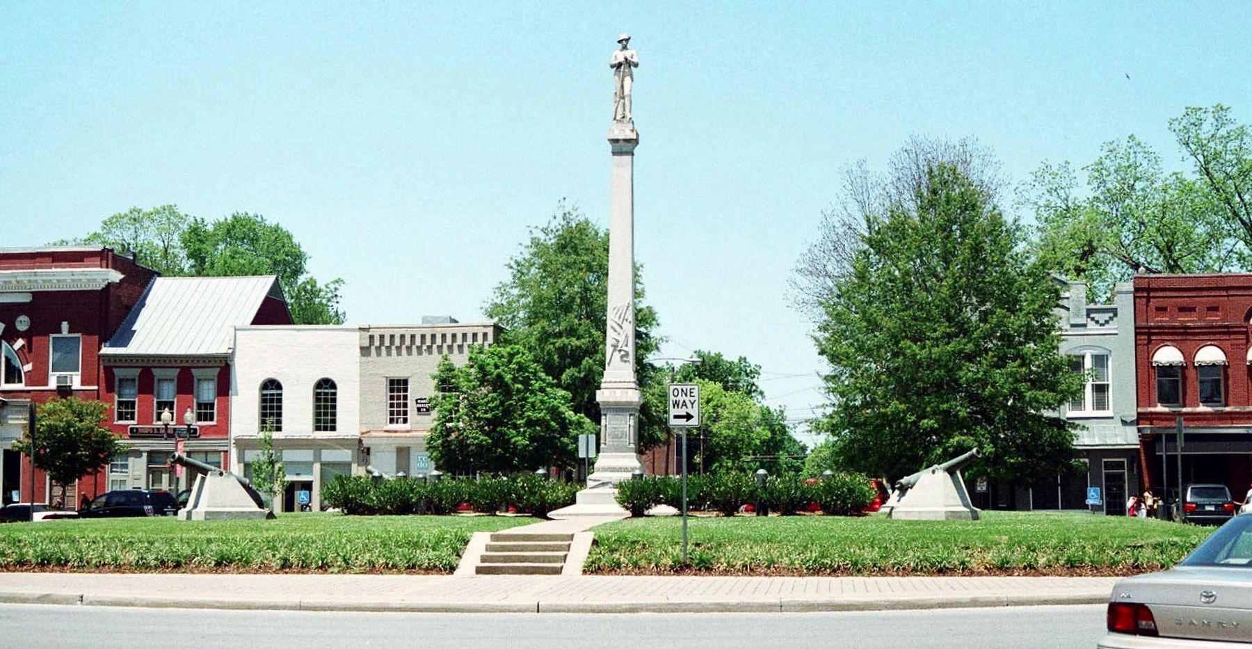 Confederate Monument, 2007. Click for full size. Confederate Monument, 2007 image. Click for full size.