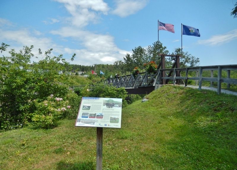 Le Pont International Marker<br>(<i>wide view • International Bridge in background</i>). Click for full size. Le Pont International Marker<br>(<i>wide view • International Bridge in background</i>) image. Click for full size.