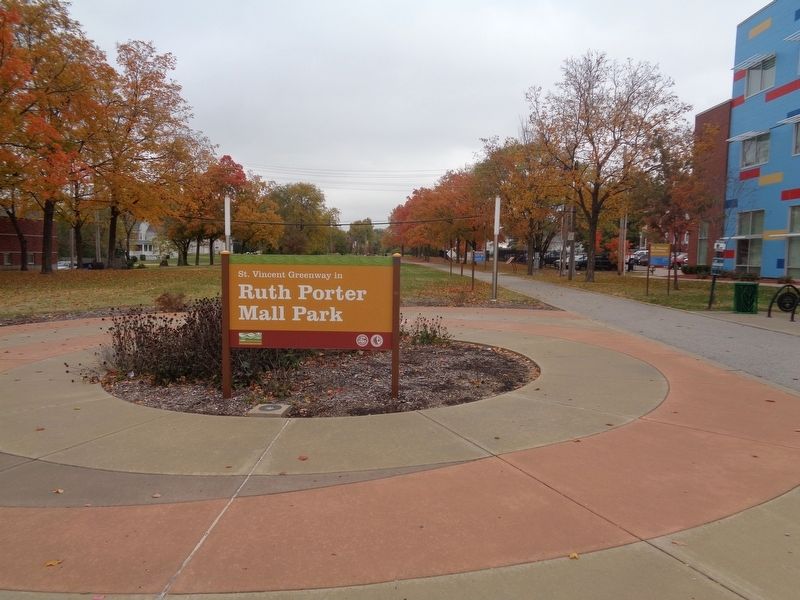 Ruth Porter Mall Park image. Click for full size.