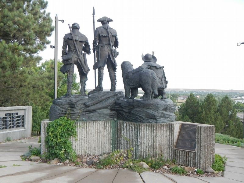 Explorers at the Portage Statue and Marker image. Click for full size.