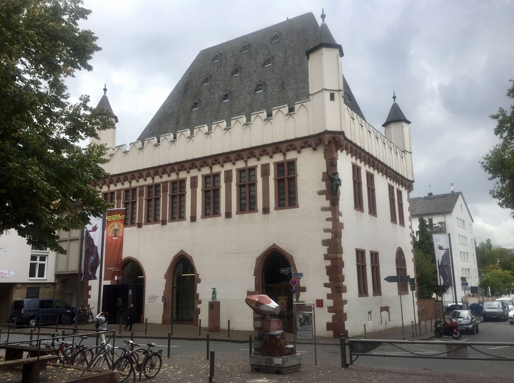 Leinwandhaus - Linen House. Click for full size. Leinwandhaus - Linen House image. Click for full size.