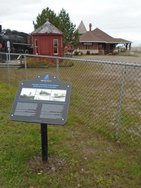 Canadian Northern Train Station / Chemin de fer du Nord Canadien and Marker. Click for full size. Canadian Northern Train Station / Chemin de fer du Nord Canadien and Marker image. Click for full size.