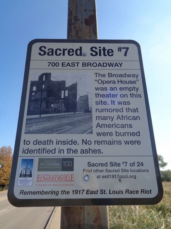 700 East Broadway Marker. Click for full size. 700 East Broadway Marker image. Click for full size.