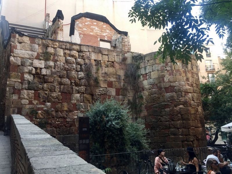 Roman Tower: Plaça dels Traginers Marker - another wide view. Click for full size. Roman Tower: Plaça dels Traginers Marker - another wide view image. Click for full size.