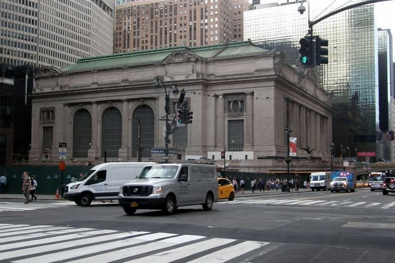 Grand Central Terminal and the Vanderbilt Eagle. Click for full size. Grand Central Terminal and the Vanderbilt Eagle image. Click for full size.