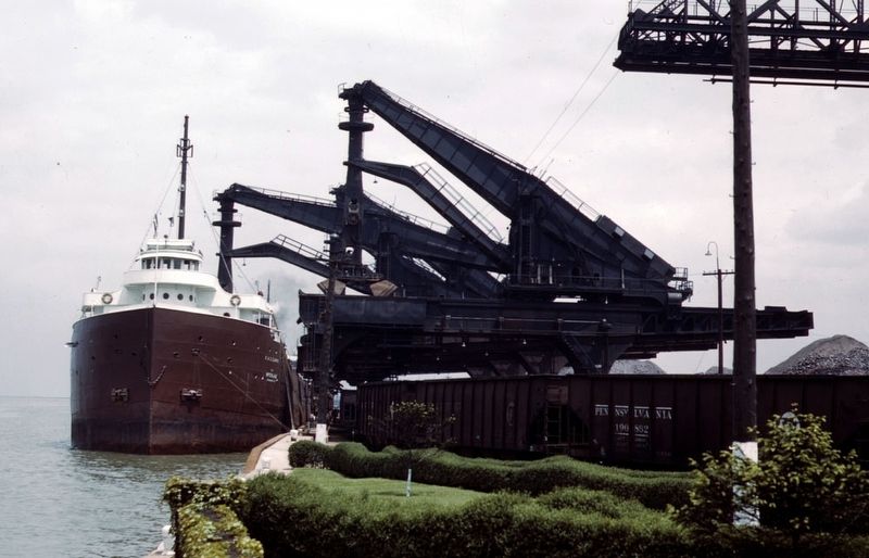 Huletts at work in Cleveland image. Click for full size.