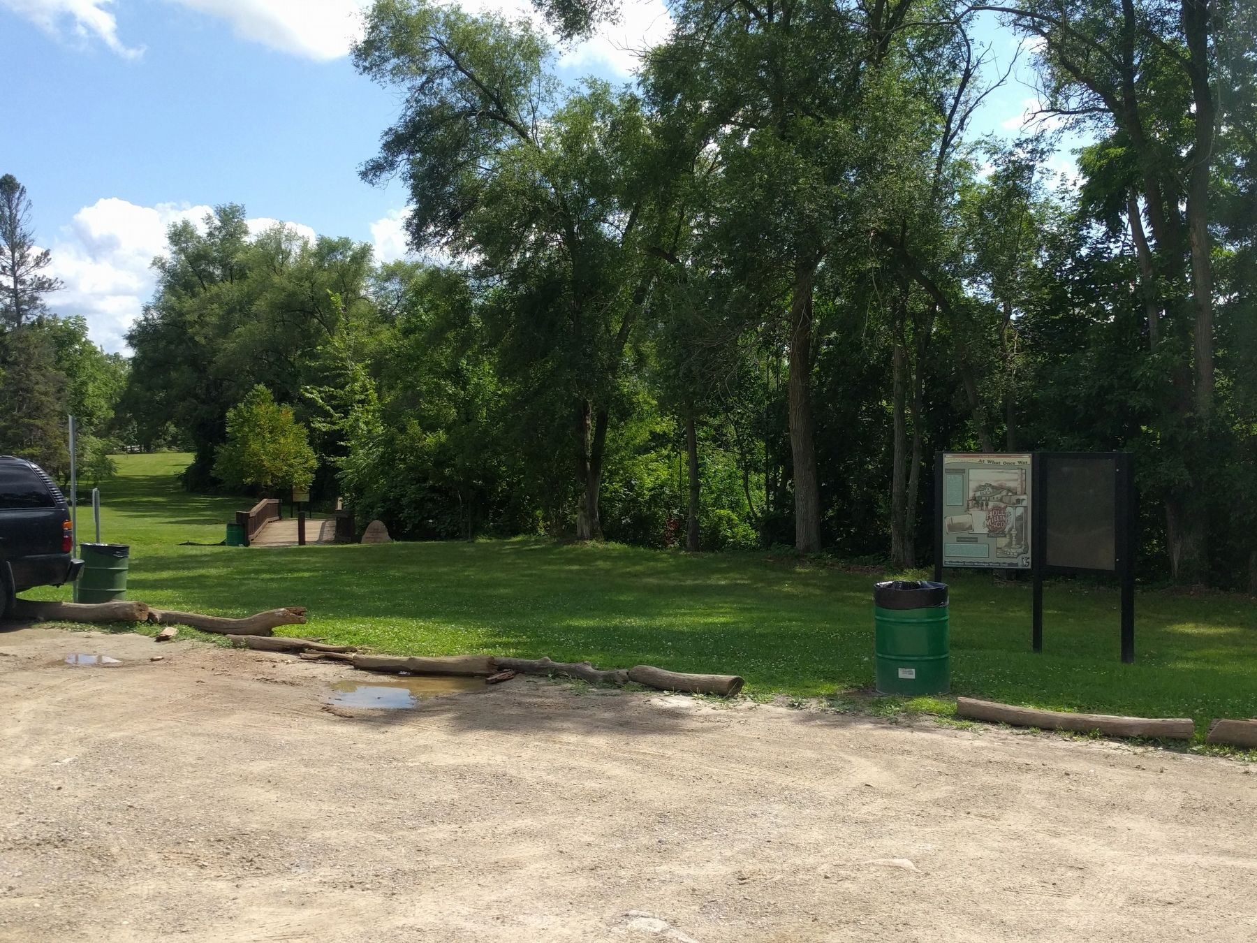 This is the Site of the Holly Milling Co. Marker image. Click for full size.
