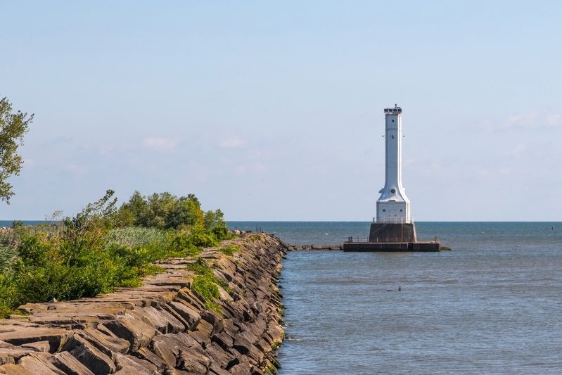 Huron Block House Lighthouse. Click for full size. Huron Block House Lighthouse image. Click for full size.