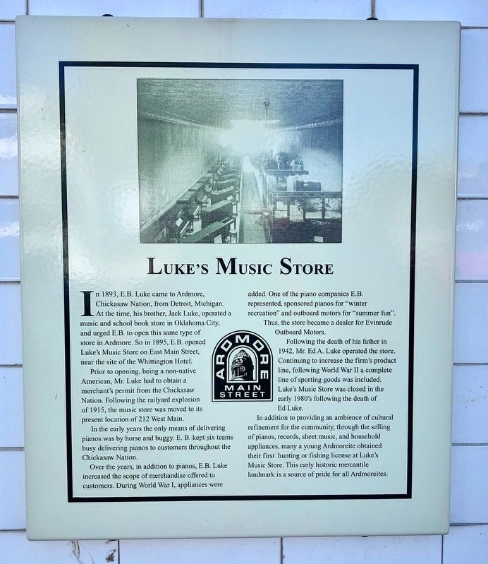 Luke�s Music Store Marker image. Click for full size.
