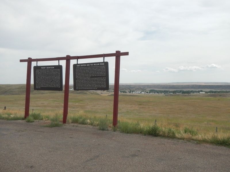 Fort Benton Marker, on left image. Click for full size.
