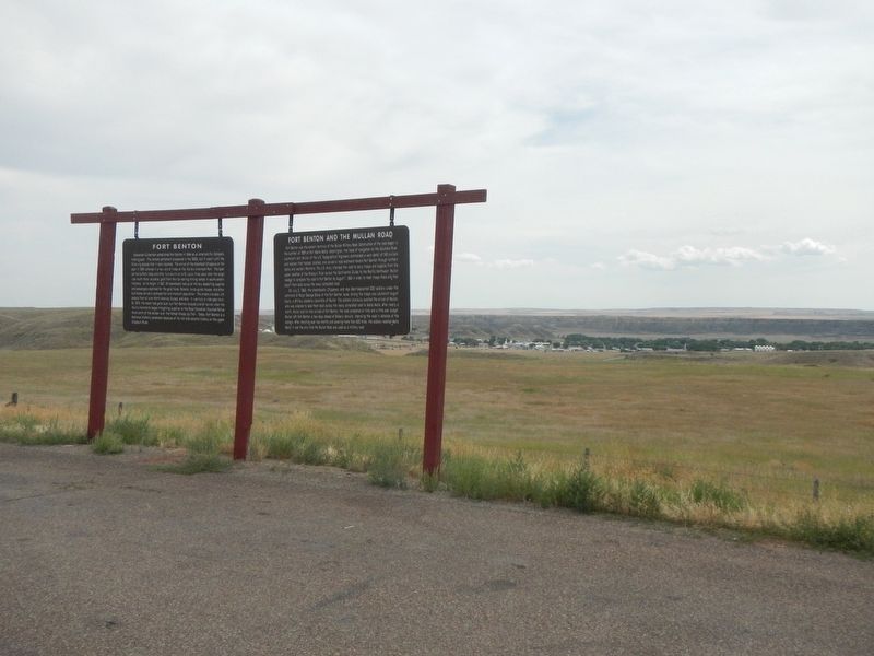 Fort Benton and the Mullan Road Marker, on right. Click for full size. Fort Benton and the Mullan Road Marker, on right image. Click for full size.