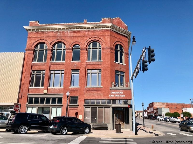 Masonic Temple 1896 Marker is just to right of light pole. image. Click for full size.