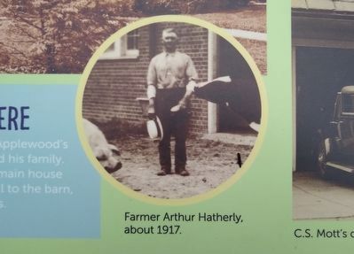 Gatehouse Marker - lower left image image. Click for full size.