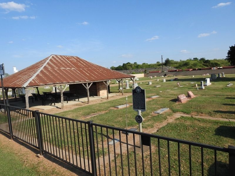 Calloway Cemetery with Markers image. Click for full size.