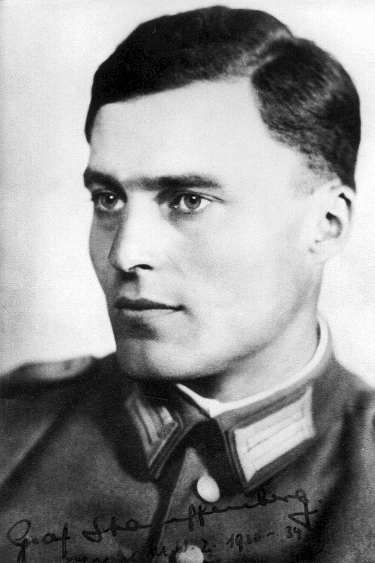 Portrait of Claus Schenk Graf von Stauffenberg (1907-1944) image. Click for full size.