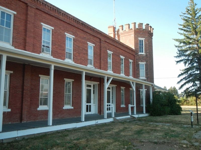 Company Officers' Quarters (Apartments) image. Click for full size.