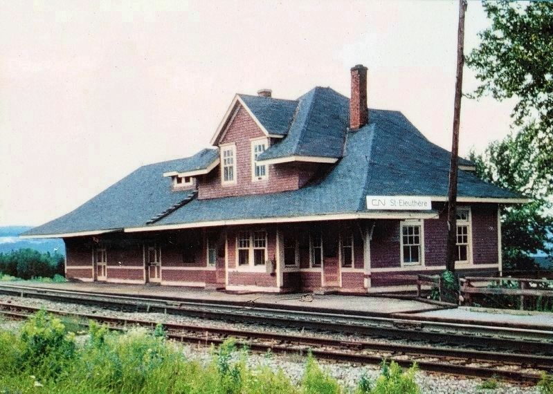 Marker detail: Gare de St-leuthre / St. Eleuthera Station image. Click for full size.