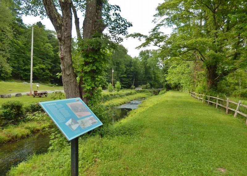 Towpath Marker • <i>wide view<br>(D&H Canal ruins in background)</i> image. Click for full size.