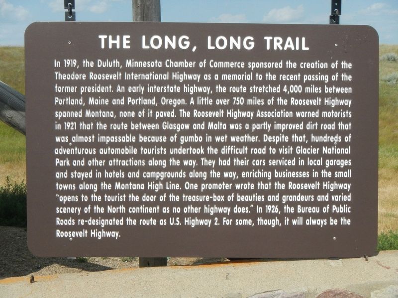 The Long, Long Trail Marker image. Click for full size.