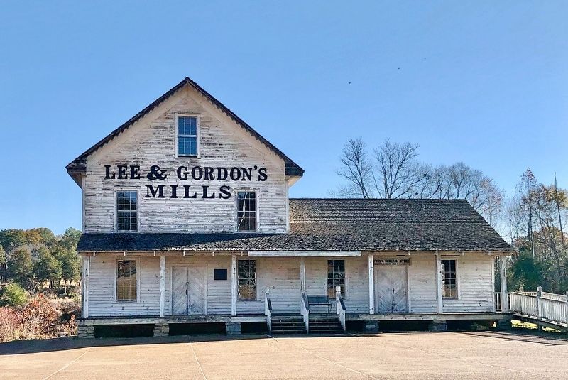 Lee & Gordon's Mill image. Click for full size.