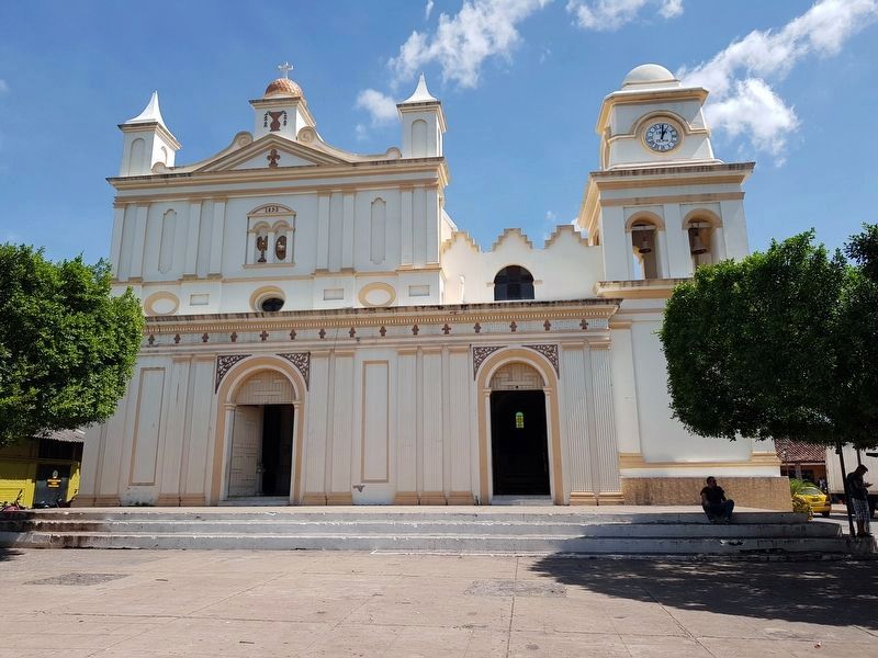 The nearby Chalatenango Catholic Church image. Click for full size.