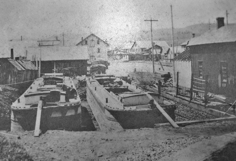 Marker detail: The Ellenville dry dock owned by Mr. Hoar image. Click for full size.