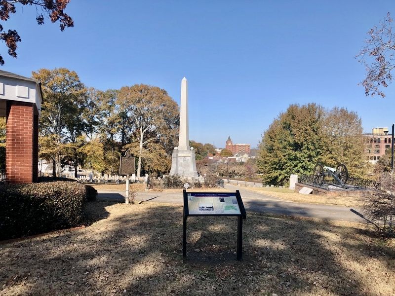 Marietta Confederate Cemetery Marker image. Click for full size.