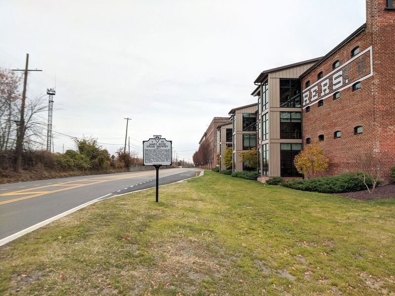James River Steam Brewery Marker (facing east) image. Click for full size.