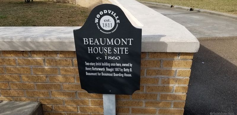 Beaumont House Site Marker image. Click for full size.
