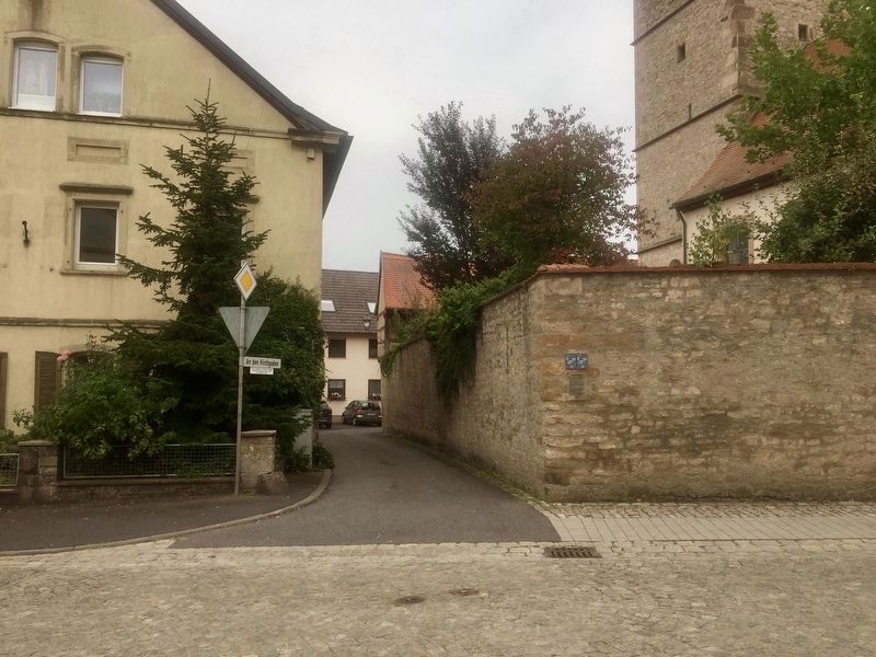 An den Kirchgaden / "At the Church Hall" Lane Marker - wide view image. Click for full size.