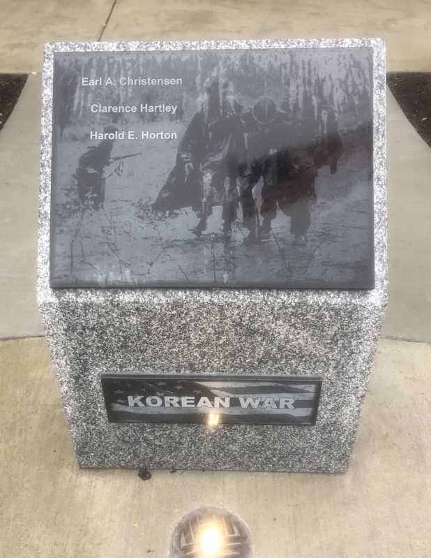 Stanwood Area Historical Society Veterans' Memorial image. Click for full size.