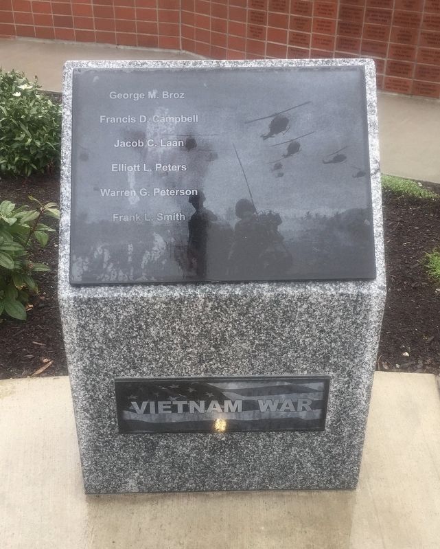 Stanwood Area Historical Society Veterans' Memorial image. Click for full size.