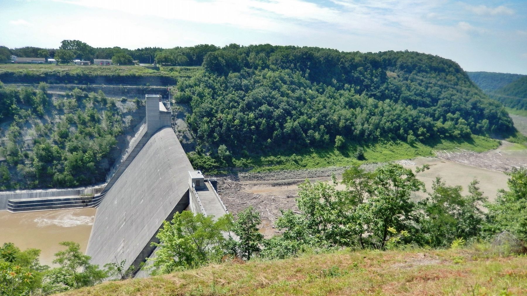 Mt. Morris Dam (<i>view from near marker</i>) image. Click for full size.