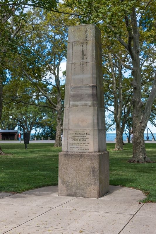 Lakeview Park War Memorial image. Click for full size.