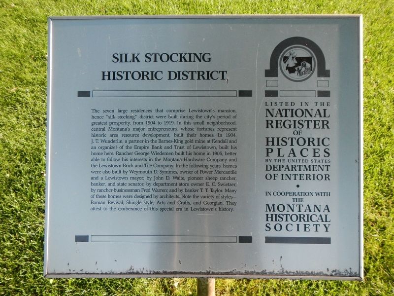 Lewistown Silk Stocking Historic District Marker. Click for full size. Lewistown Silk Stocking Historic District Marker image. Click for full size.