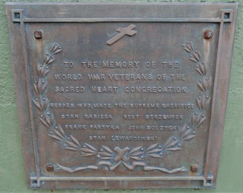 World War Memorial Marker image. Click for full size.